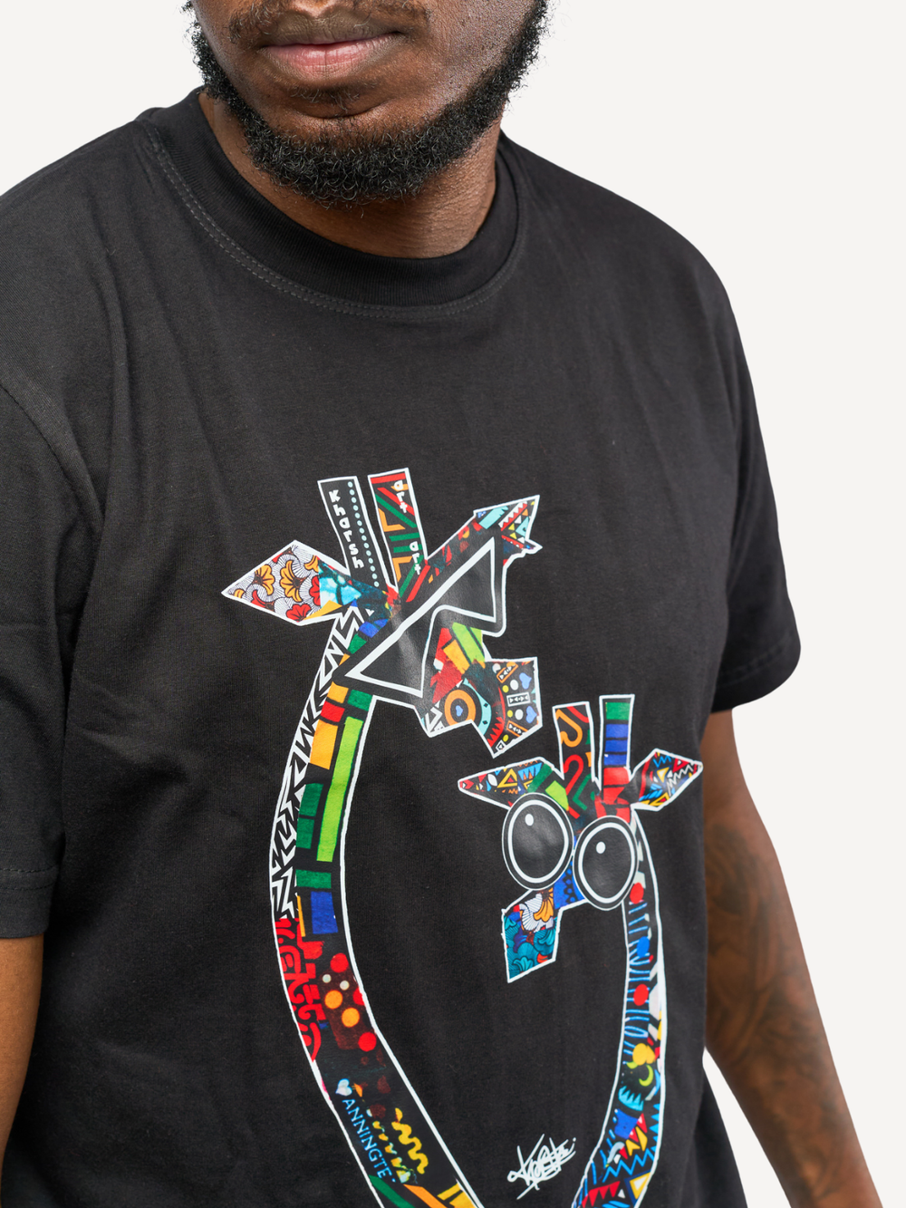 Kali Graphic Ts: Black with Twiga
