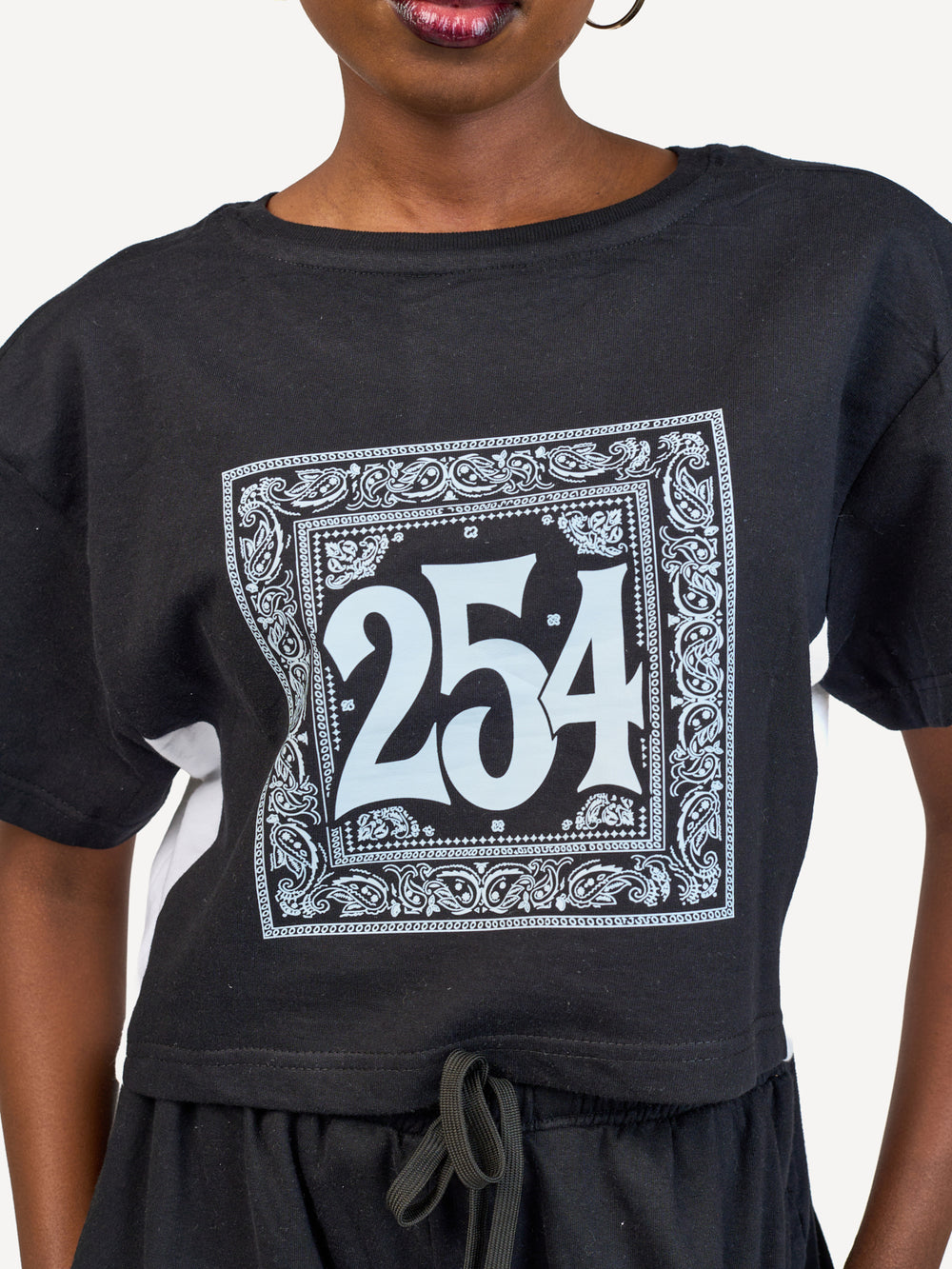 Kali Ladies Oversize Crop Ts: Black & White (Sides) with 254 Bandana