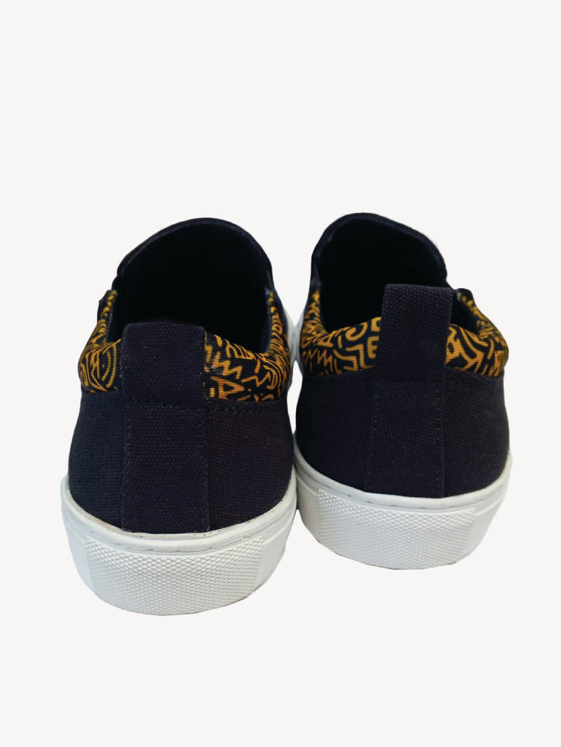 Canvas: Black with Gold KK